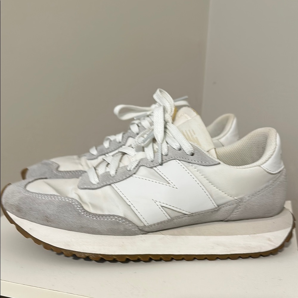 NEW BALANCE 237 Sneaker